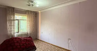 Квартира 3 комнаты в Ташкент, Узбекистан