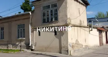 Участок земли в Ташкент, Узбекистан