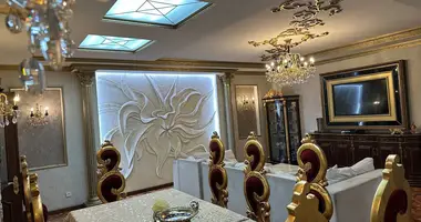 Квартира 4 комнаты в Ташкент, Узбекистан