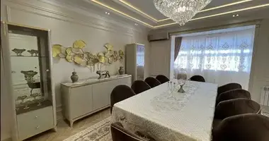 Квартира 3 комнаты в Ташкент, Узбекистан