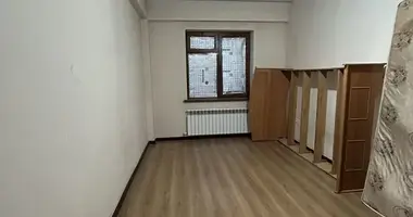 Квартира 3 комнаты в Ташкент, Узбекистан