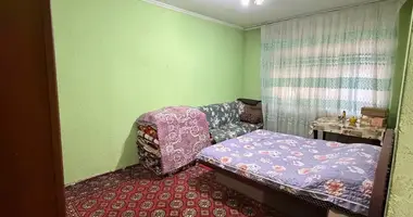 Квартира 3 комнаты в Ташкент, Узбекистан