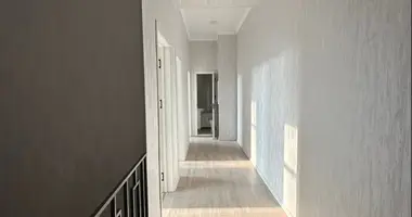 Ko'p darajali kvartiralar 3 xonalar _just_in Toshkent, Oʻzbekiston