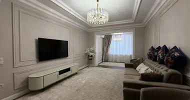 Квартира 3 комнаты в Ташкент, Узбекистан