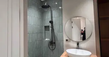 АРЕНДА  📍Яккасарайский район 🏢 Жк Shoshkent        2  комнаты ✔️57м2 ✔️5 этаж из 10  ✔️новый ремонт, никто не жил  Посудамойка есть   💵950$  ✔️предоплата 2 месяца  ✔️оплата коммунальных по счетчикам  Прямой  ✔️50% услуги риелтора  Прямой _just_in Toshkent, Oʻzbekiston