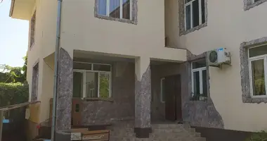 Аренда дома рядом ТРЦ Альфраганус Ташкент в Ташкент, Узбекистан