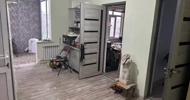 Квартира 3 комнаты в Ташкент, Узбекистан