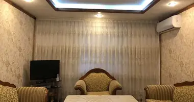 Квартира 5 комнат в Ташкент, Узбекистан