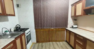 Квартира 3 комнаты в Ташкент, Узбекистан