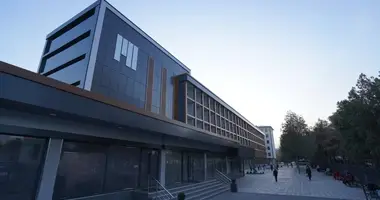 Коммерческое помещение 11 000 м² в Ташкент, Узбекистан