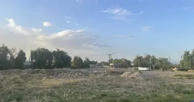 Участок земли в Ташкент, Узбекистан