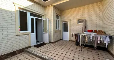 Дом 3 комнаты в Ташкент, Узбекистан