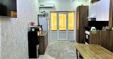 Квартира 2 комнаты в Ташкент, Узбекистан