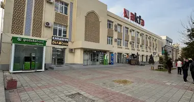 Коммерческая недвижимость в центре города  в Бухара, Узбекистан
