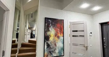 Ko'p darajali kvartiralar 3 xonalar _just_in Toshkent, Oʻzbekiston