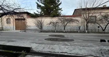 Участок земли в Ташкент, Узбекистан