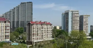 Квартира 3 комнаты в Ташкент, Узбекистан