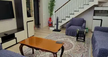 Квартира 3 комнаты в Ташкент, Узбекистан