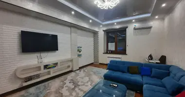 Квартира 3 комнаты в Ташкент, Узбекистан