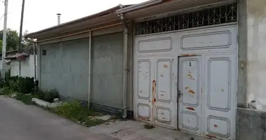 Дом 4 комнаты в Ташкент, Узбекистан
