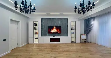 Квартира в Ташкент, Узбекистан