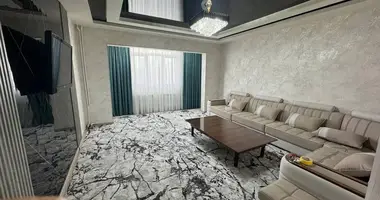 Квартира 3 комнаты в Ташкент, Узбекистан