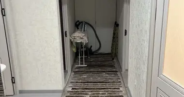 Квартира 4 комнаты в Ташкент, Узбекистан