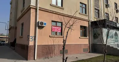 Квартира 4 комнаты в Ташкент, Узбекистан