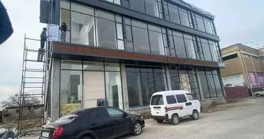 Коммерческое помещение 800 м² в Ташкент, Узбекистан