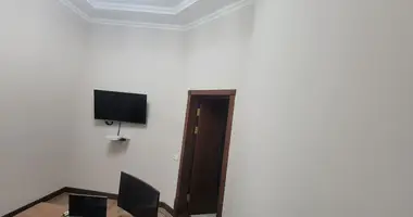 Помещение для офиса или учебного центра. 1 зал и 2 комнаты, а так же имеется кухня и туалет. Адрес массив Сагдиана, ориентир спорт зал Alfa Sport _just_in Samarqand, Oʻzbekiston