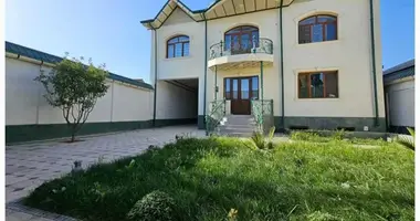 Дом 5 комнат в Ташкент, Узбекистан