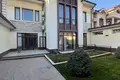 Дом 6 комнат 400 м² Ташкент, Узбекистан