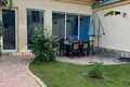 Uy 8 xonalar 600 m² Toshkentda, Oʻzbekiston