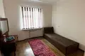 Kvartira 3 xonalar 75 m² in Kuhna Kumaryk, Oʻzbekiston