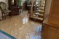 Uy 10 xonalar 900 m² Toshkentda