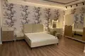 Uy 8 xonalar 4 m² in Tomdi tumani