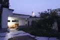 Uy 6 xonalar 350 m² Toshkentda