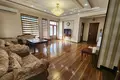 Uy 7 xonalar 440 m² Toshkentda, Oʻzbekiston