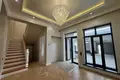 Uy 9 xonalar 300 m² Toshkentda