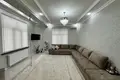 Uy 7 xonalar 450 m² Toshkentda