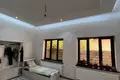 Uy 4 xonalar 200 m² Toshkentda