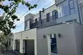 Uy 3 xonalar 560 m² Toshkentda