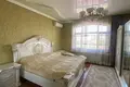 Uy 5 xonalar 500 m² Toshkentda, Oʻzbekiston