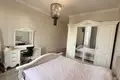 Kvartira 3 xonalar 130 m² Toshkentda