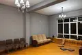 Uy 7 xonalar 550 m² Toshkentda