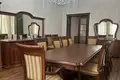 Uy 5 xonalar 300 m² Toshkentda