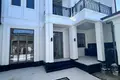 Uy 6 xonalar 260 m² Toshkentda