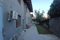Uy 5 xonalar 270 m² Toshkentda