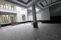 Uy 9 xonalar 300 m² Toshkentda