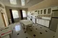 Uy 6 xonalar 450 m² Toshkentda
